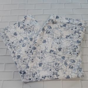 Croft & Barrow Stretch capri pants